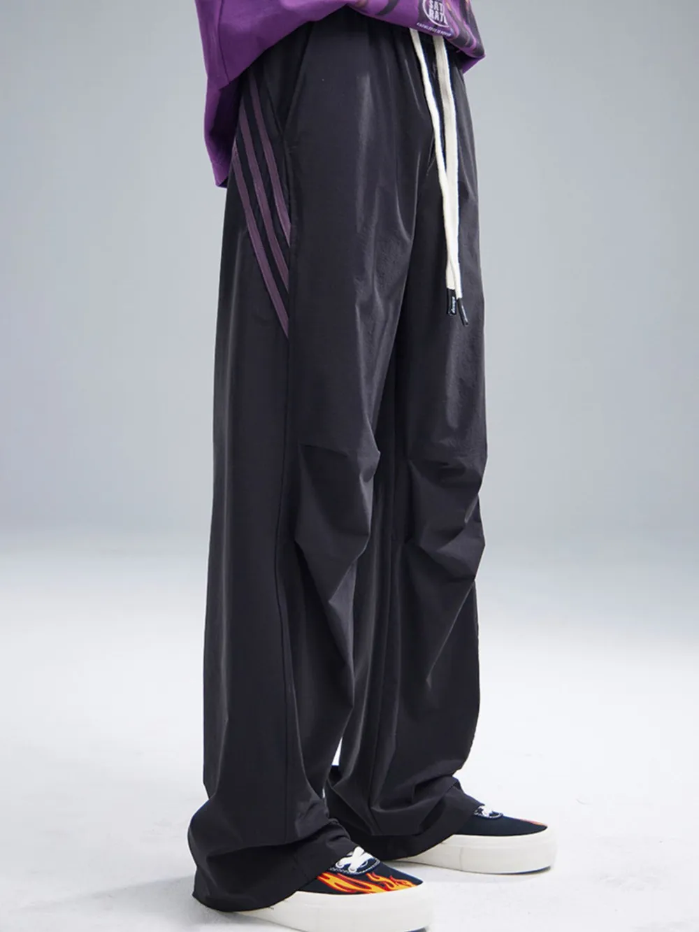 Men's Drawstring Ruched Pants with Side Stripes, image 4