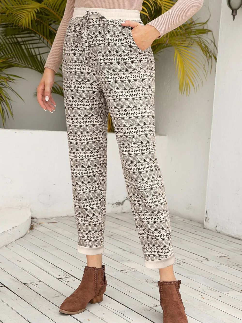 Tied Printed Pants with Pockets, image 3