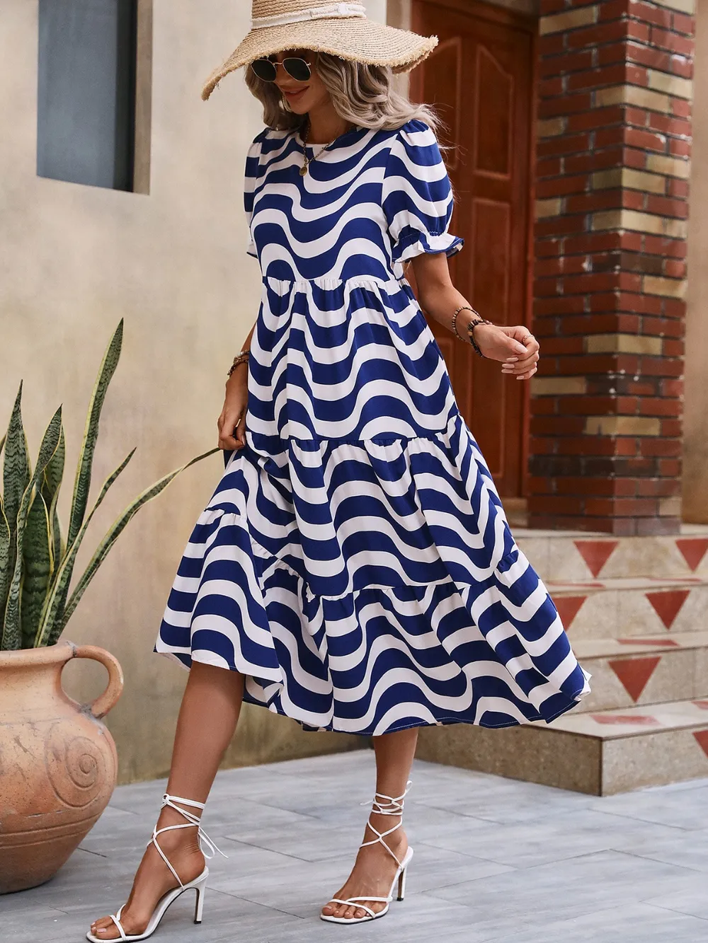 Wavy Striped Round Neck Short Sleeve Dress, image 3