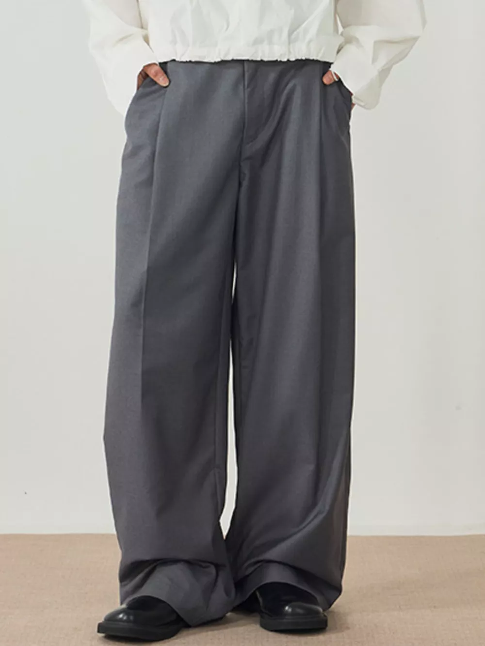 Men's Wide Leg Pleated Pants, image 2