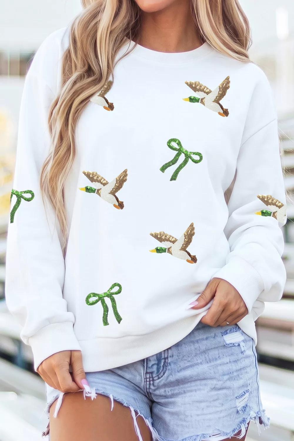 Sequin Mallard Bow Crewneck Pullover Sweatshirt, image 4