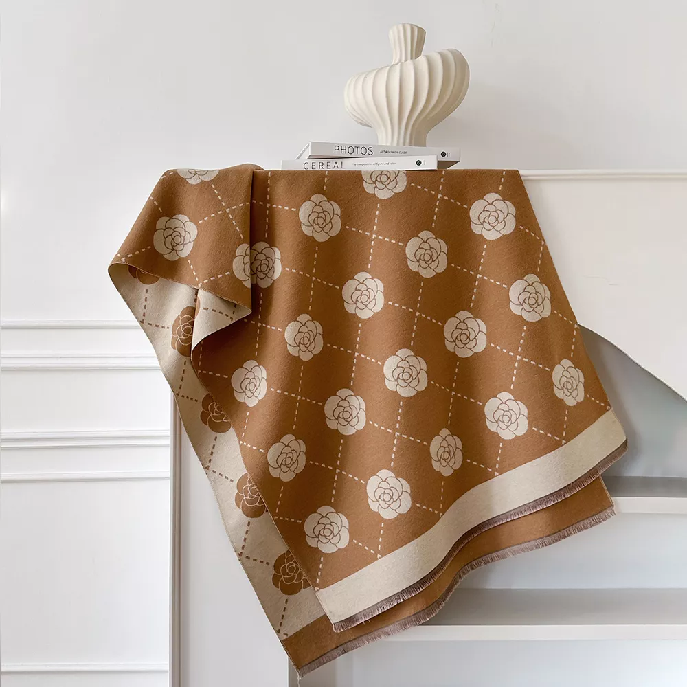 Floral Raw Hem Scaarf, image 3