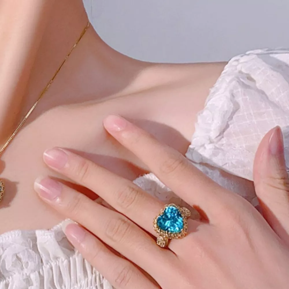 18K Gold-Plated Heart-Shaped Ring, image 3