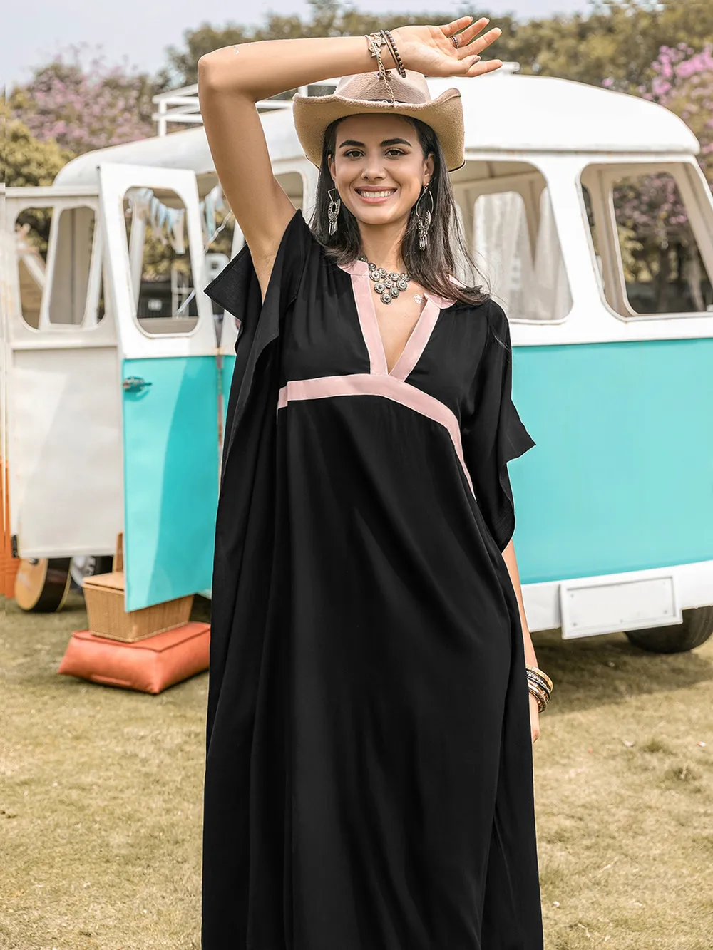 Contrast Trim Notched Slit Short Sleeve Midi Dress, image 2