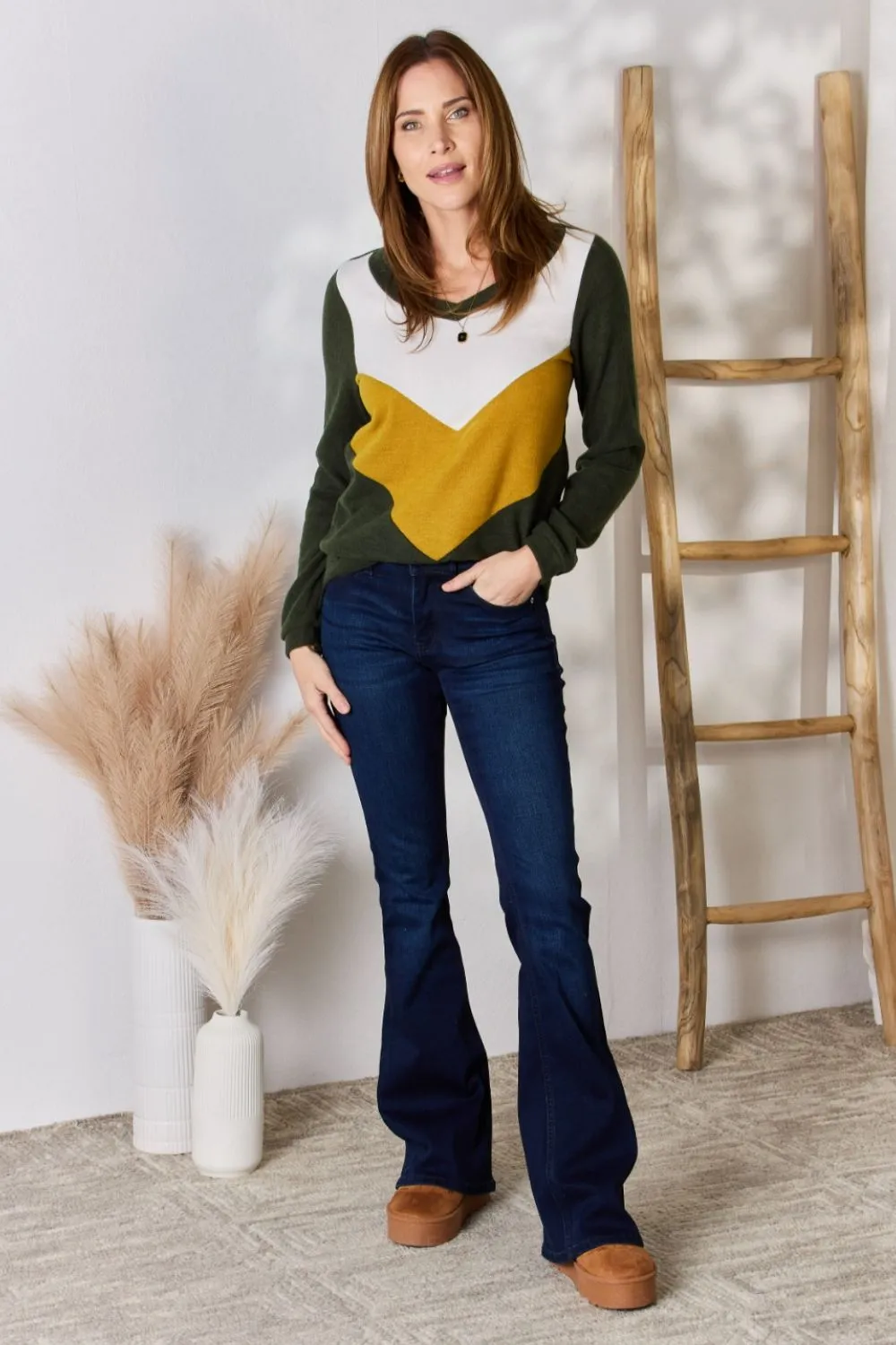 Full Size Colorblock V-Neck Blouse, image 3
