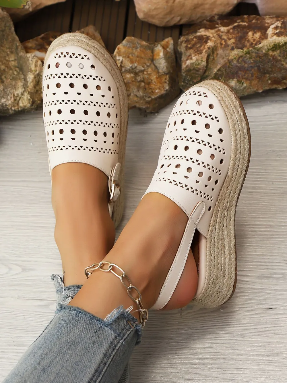 Hollow Out Platform Sandals, image 2