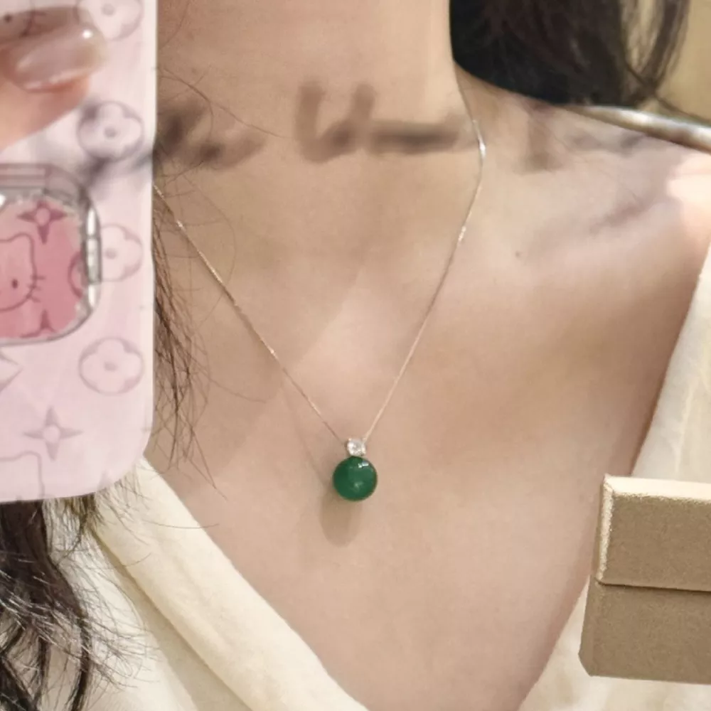 Jade Pendant Necklace, image 3