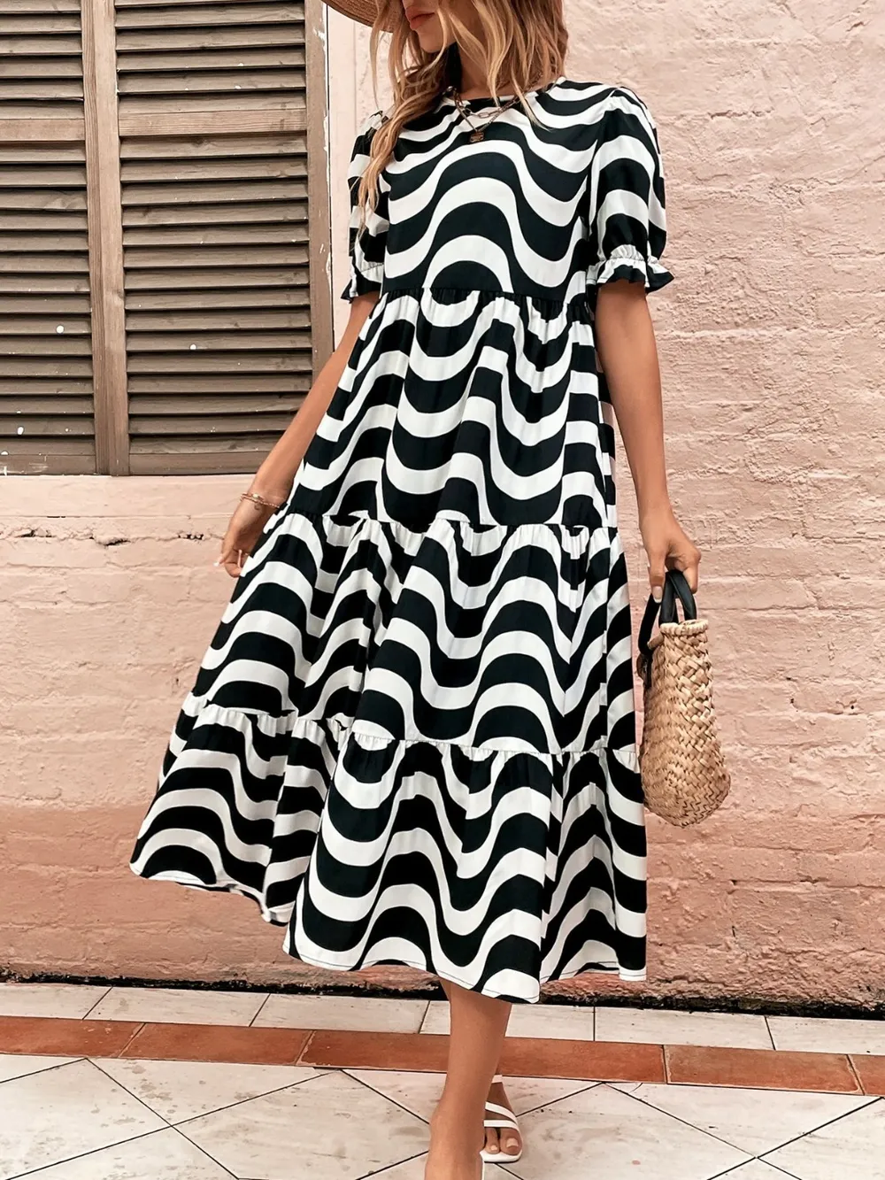 Wavy Striped Round Neck Short Sleeve Dress, image 4