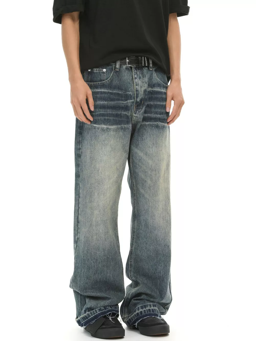 Men's Loose Fit Vintage Wash Jeans, image 2