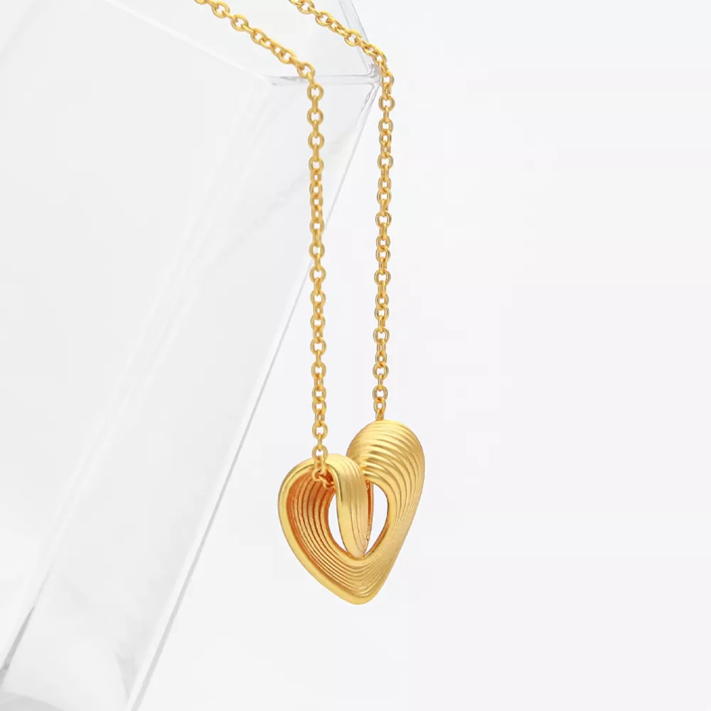 18K Gold-Plated Heart Pendant Necklace, image 6