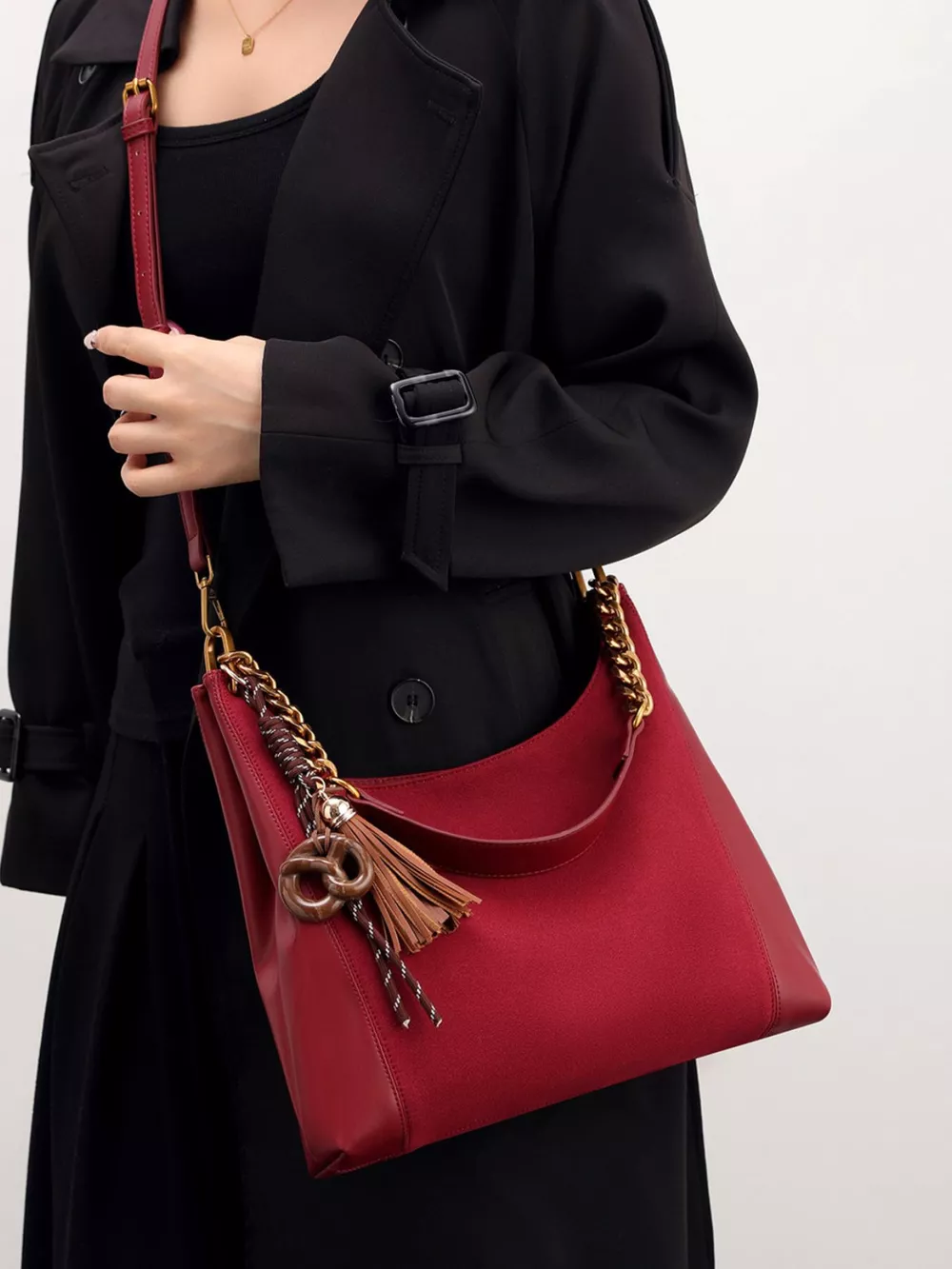 Chain Strap Tassel Charm Shoulder Bag, image 2