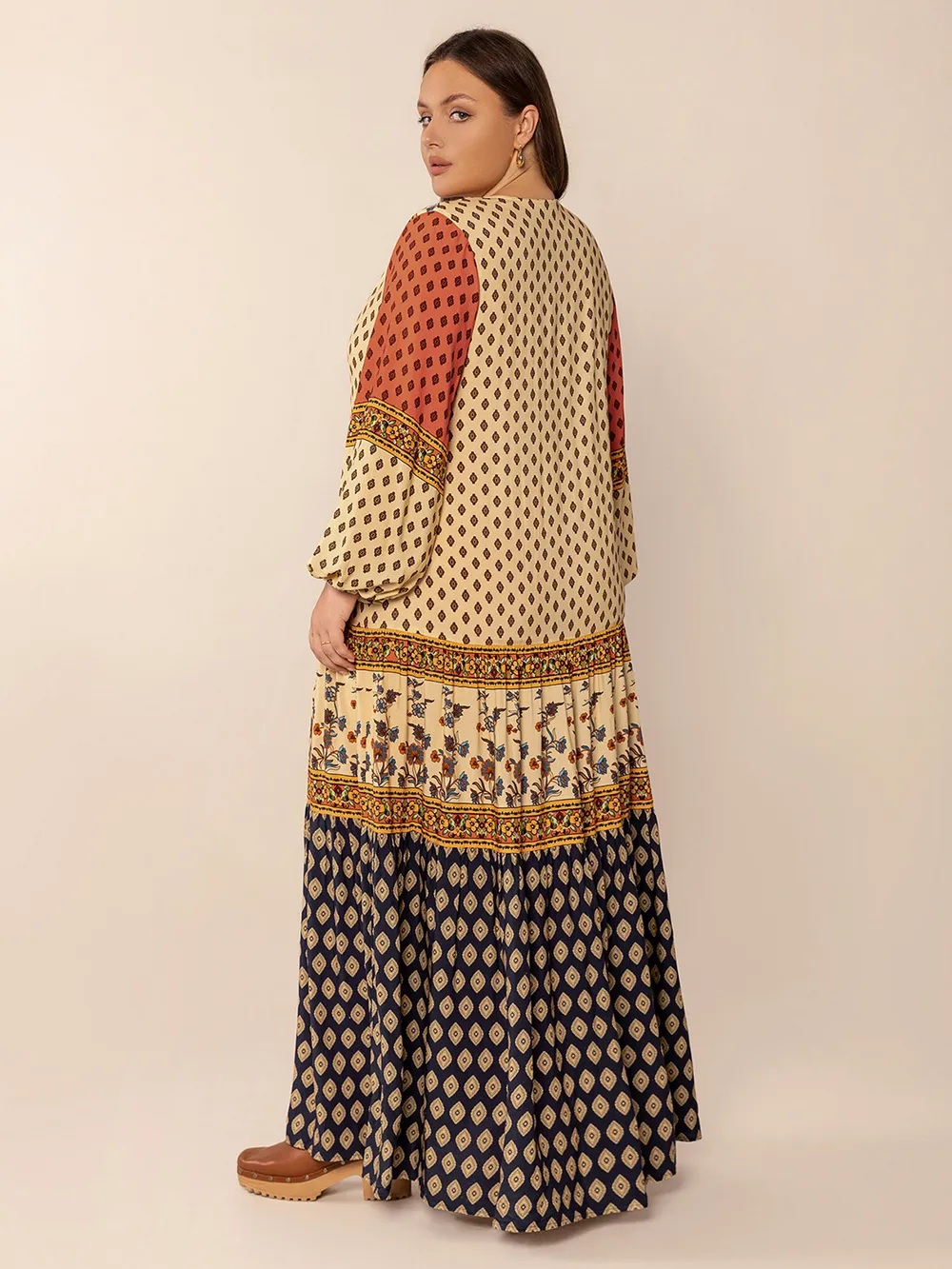 Plus Size Printed V-Neck Long Sleeve Maxi Dress, image 2
