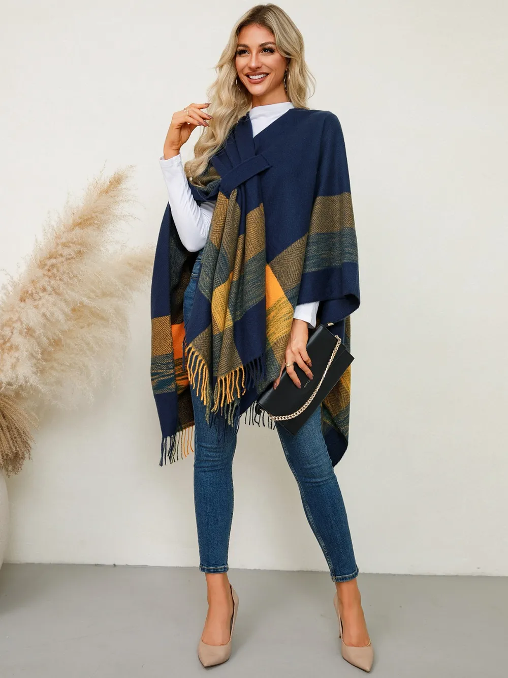 Fringe Contrast Plaid Poncho, image 15