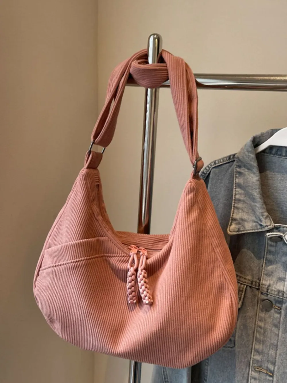 Ribbed Adjustable Strap Shoulder Bag, image 19