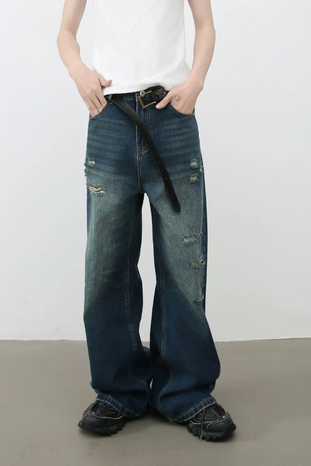 Men's Distressed Wide Leg Jeans, image 4