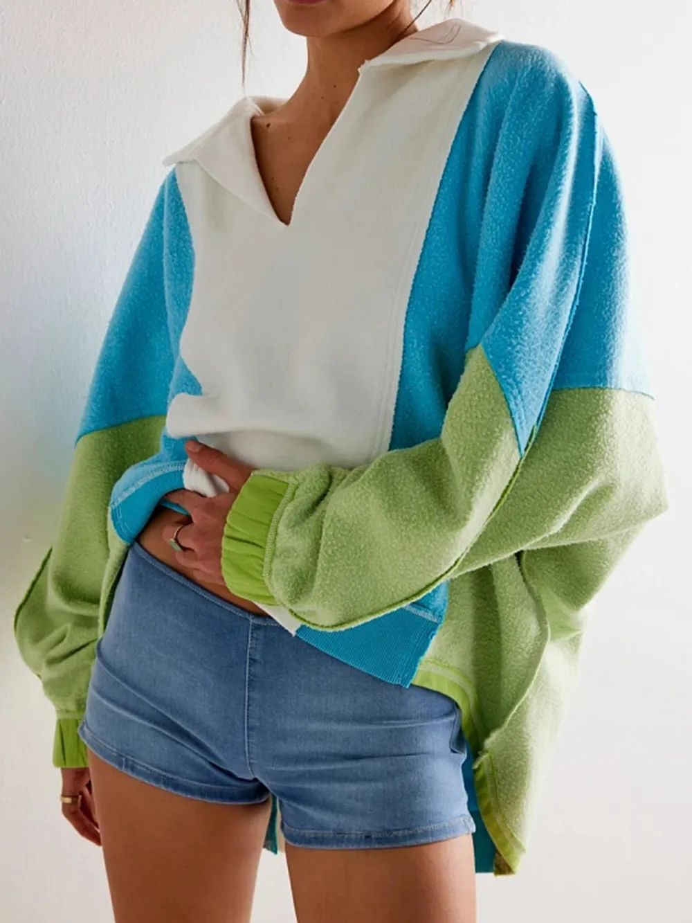 High-Low Exposed Seam Contrast Long Sleeve Sweatshirt, image 4