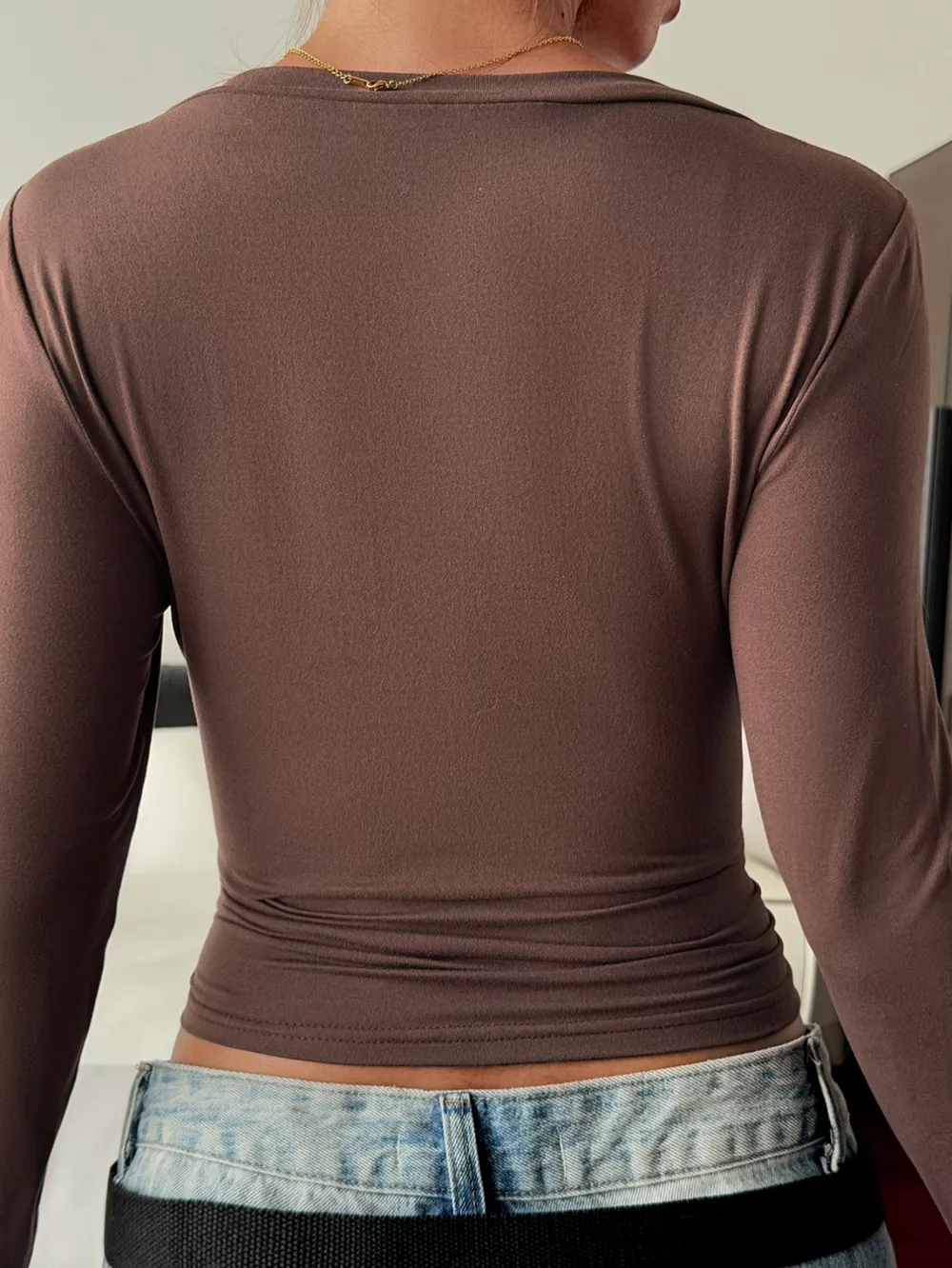 V-Neck Long Sleeve Fitted T-Shirt, image 4