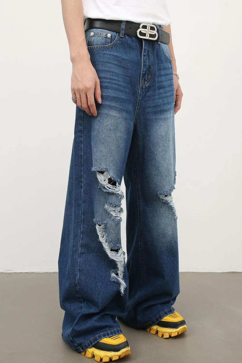 Men's Distressed Wide Leg Jeans, image 2