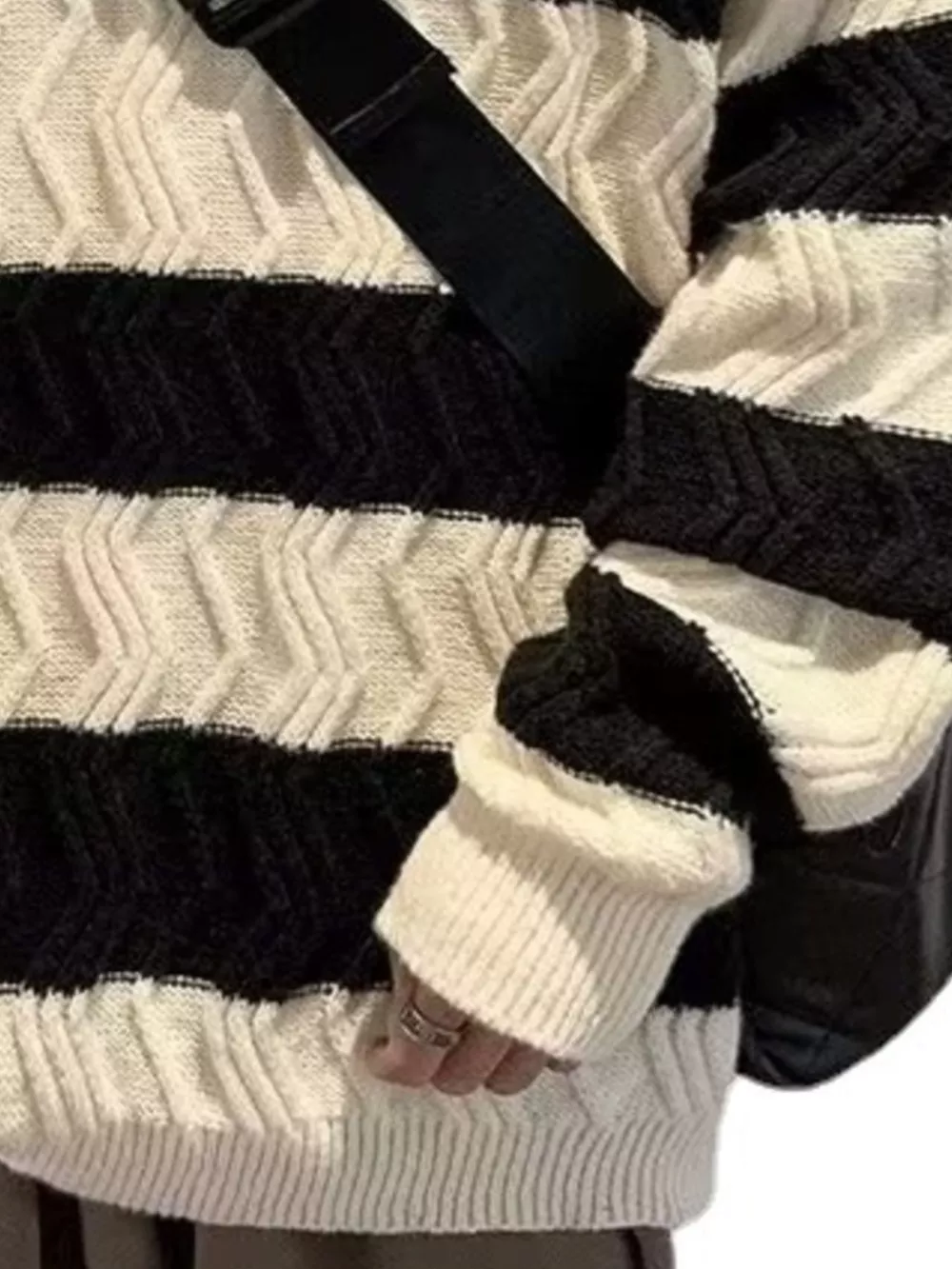 Men's Oversized Striped Textured Knit Sweater, image 2
