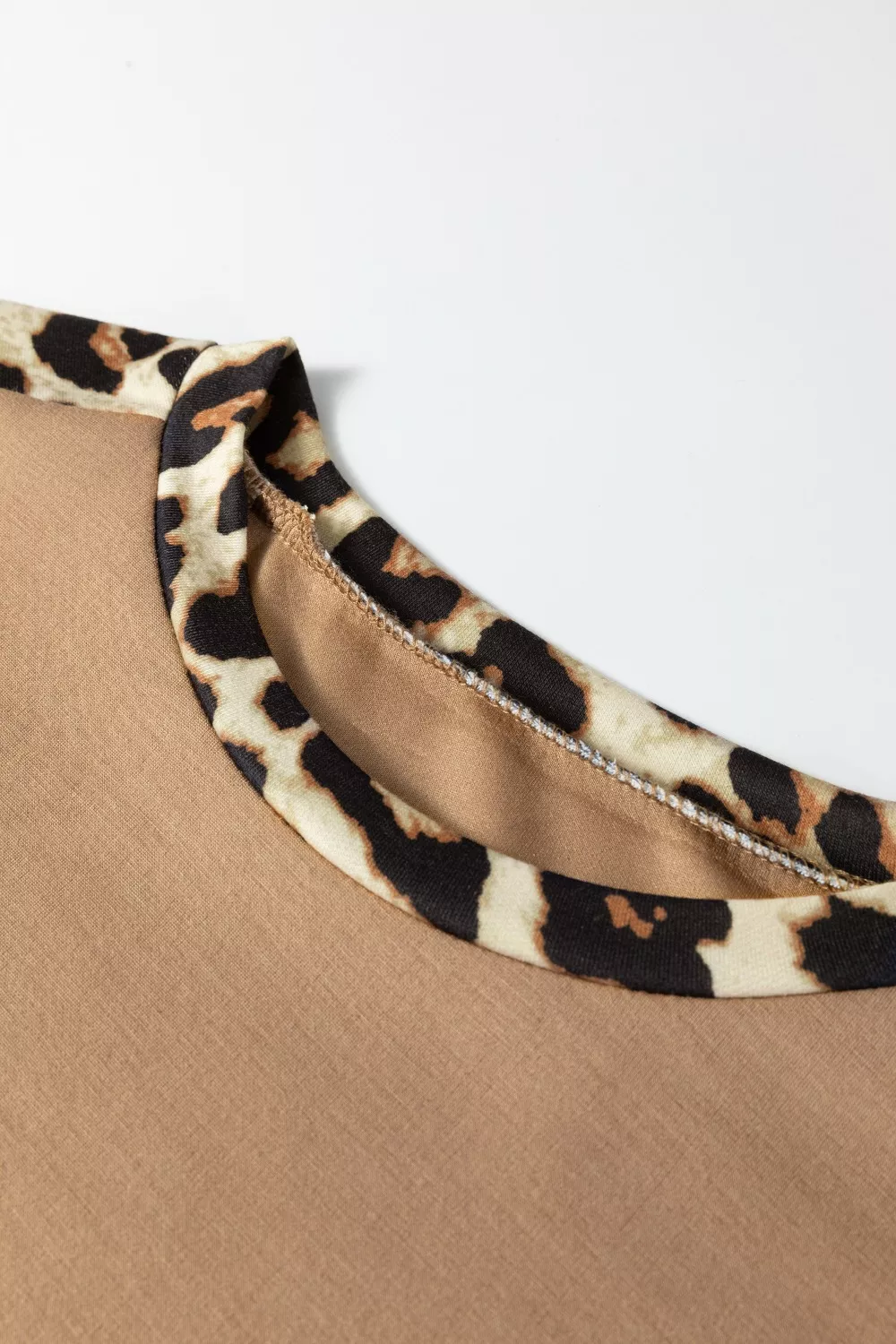 Light French Leopard Trim Round Neck Loose T Shirt, image 6