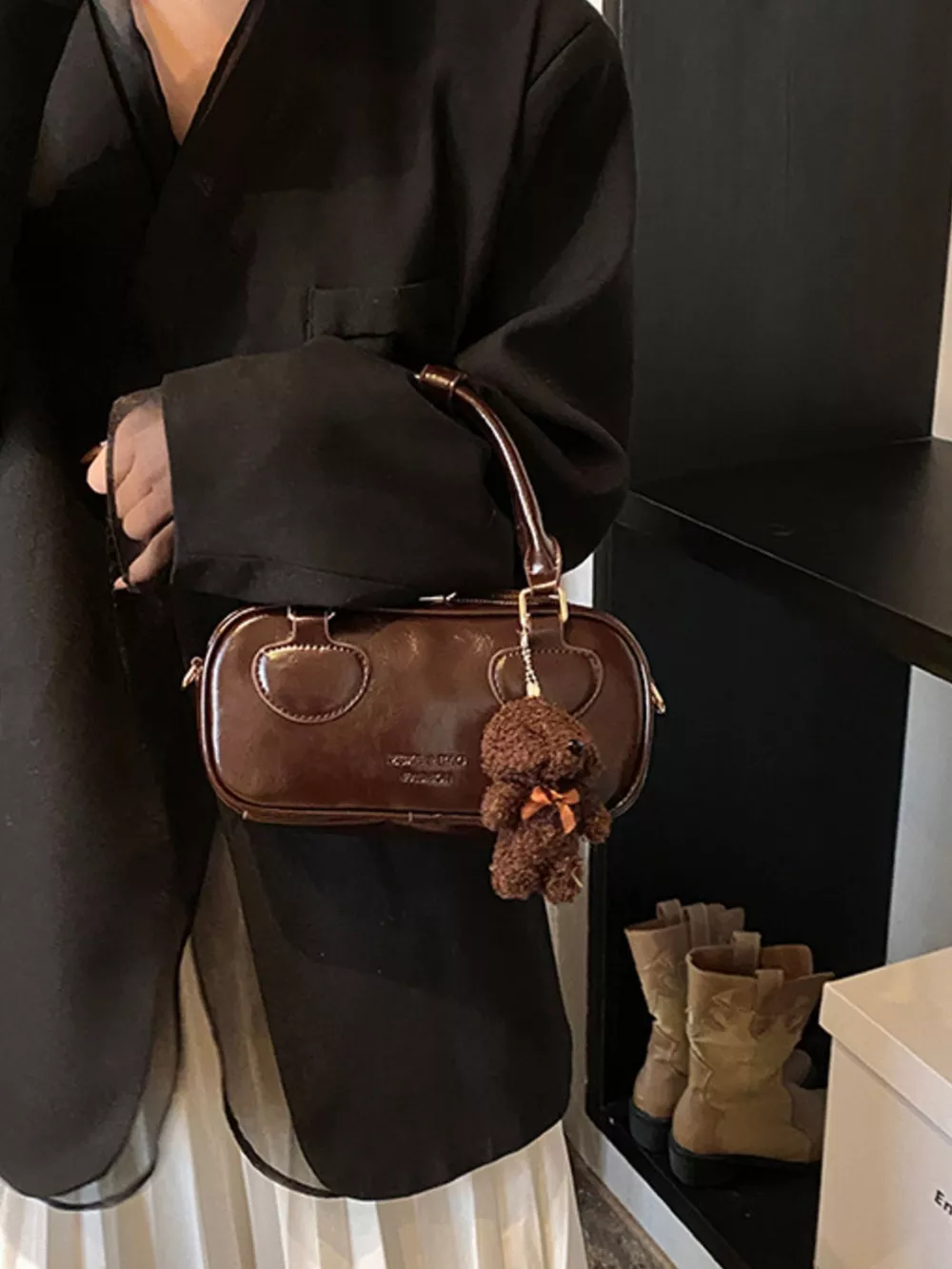 Vintage Style Crossbody Bag with Charm, image 6