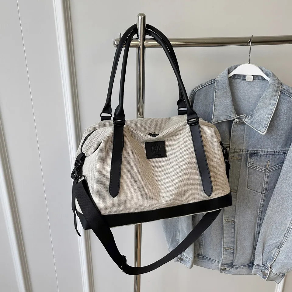 Contrast Travel Bag, image 2