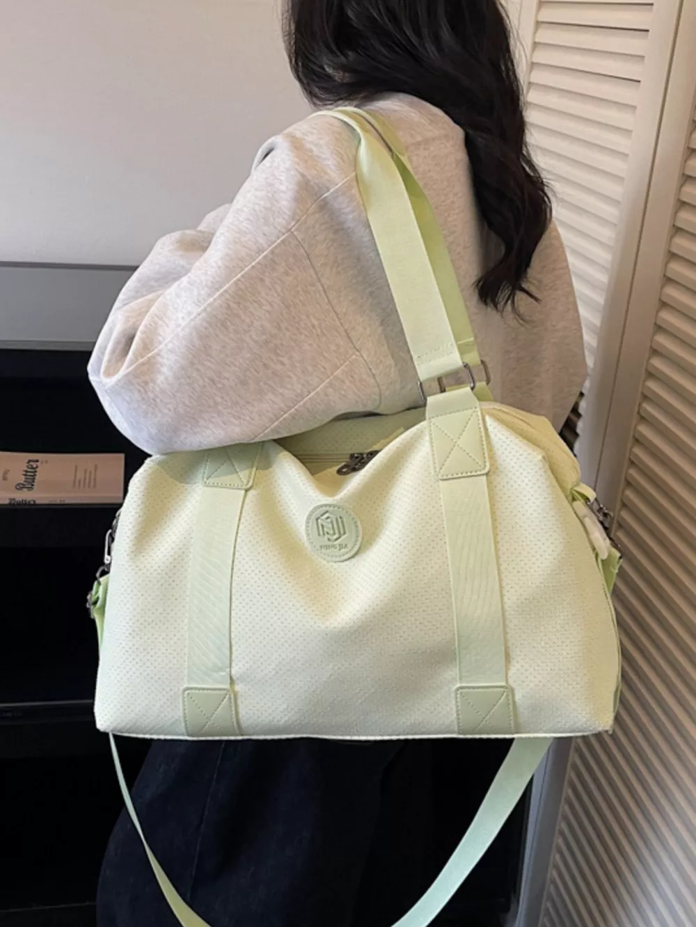 Lightweight Duffle Bag with Adjustable Strap, image 2