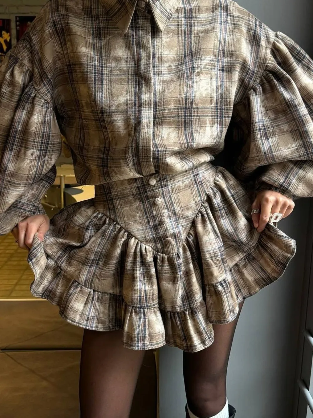 Lantern Sleeve Shirt and Ruffled Skirt Set, image 2