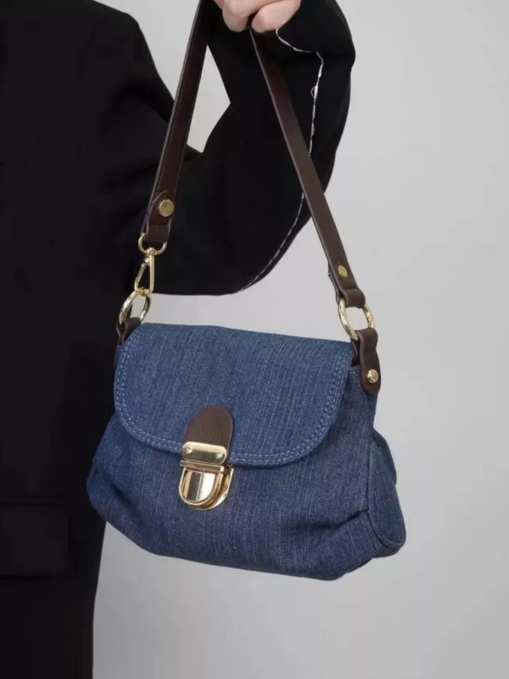 Denim Flap Shoulder Bag with Golden Clasp, image 3