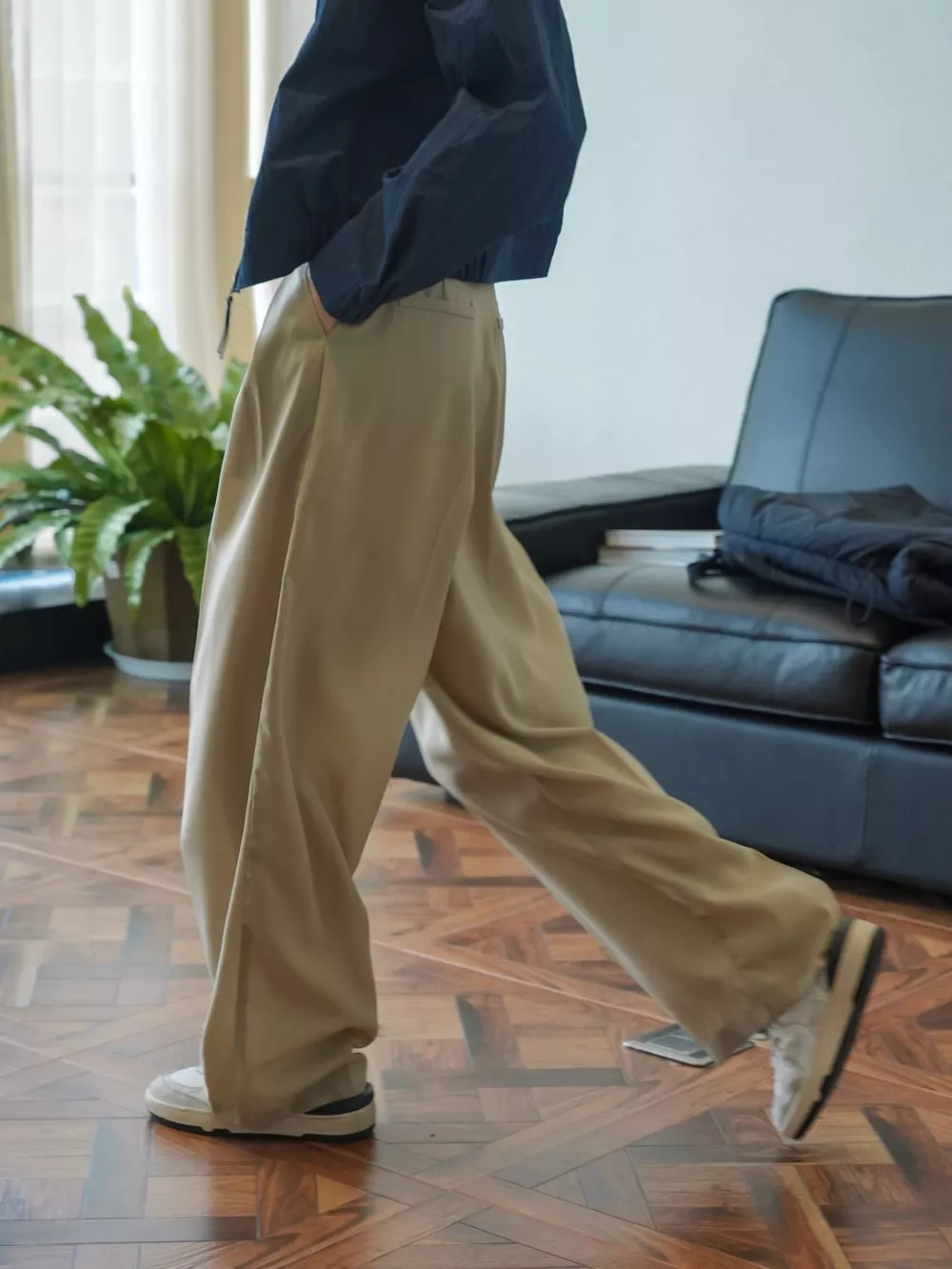 High-Waisted Pleated Wide-Leg Pants, image 28