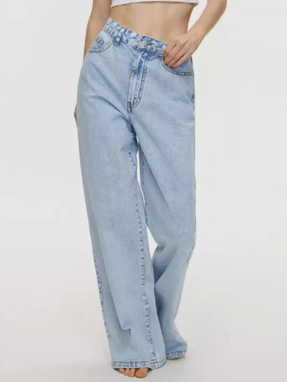High-Waisted Wide Leg Jeans, image 2