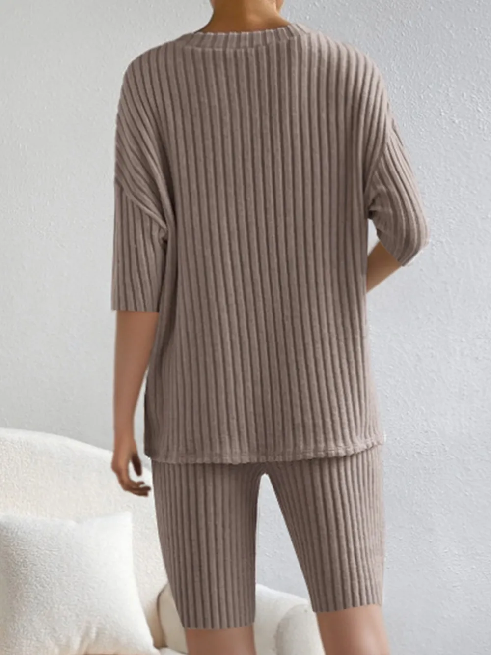 Ribbed V-Neck Top and Shorts Set, image 3