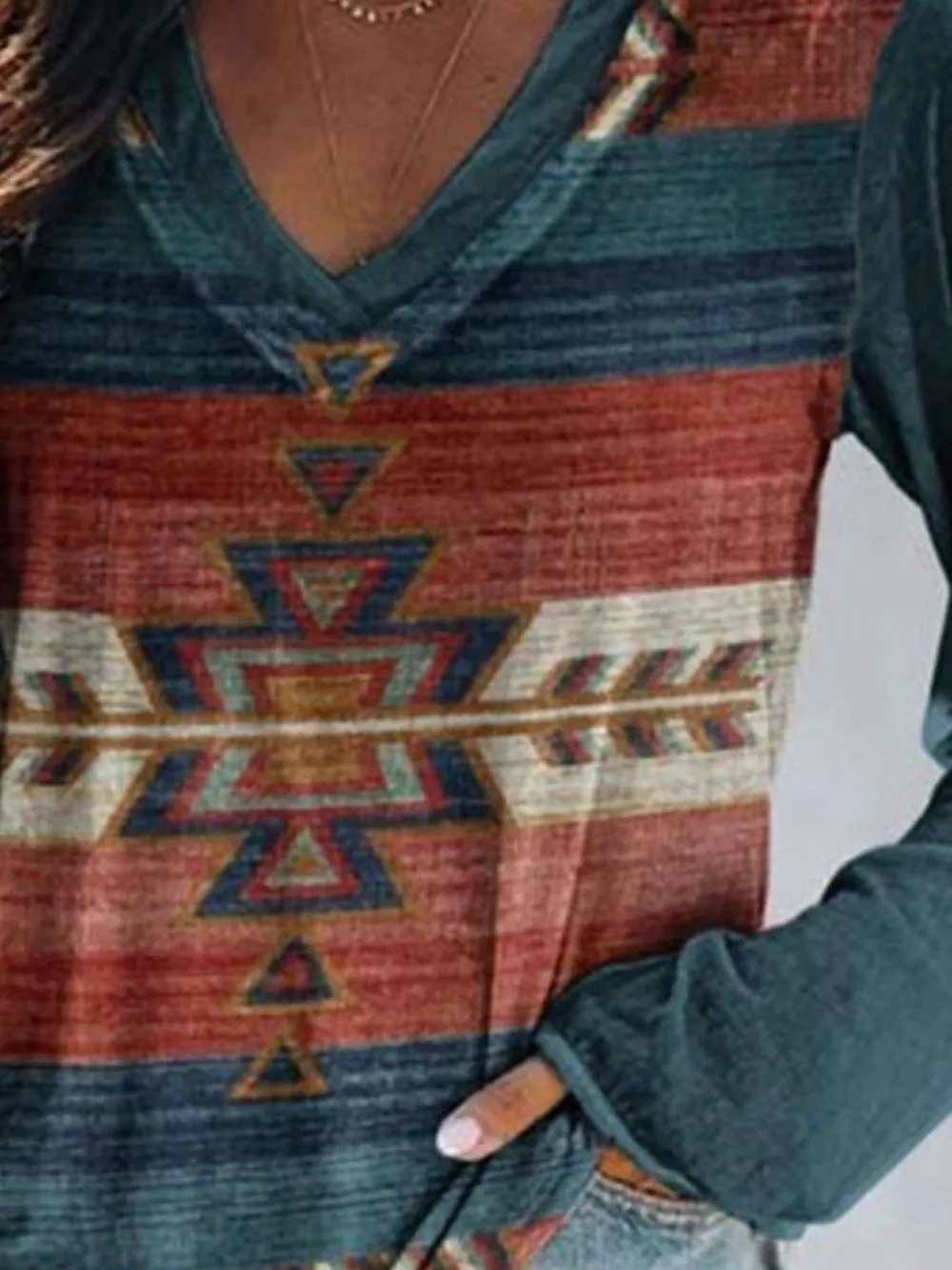 Full Size Geometric V-Neck Long Sleeve T-Shirt Plus Size, image 15