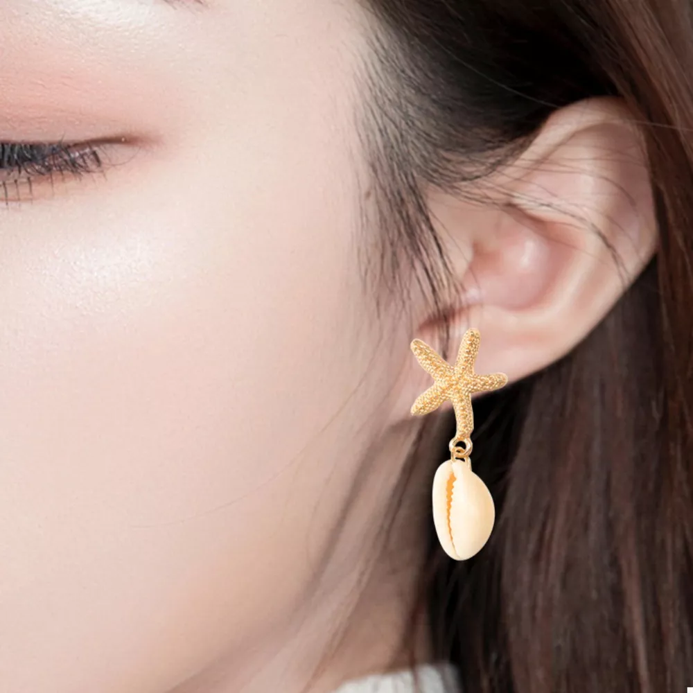 4 Pair 18K Gold-Plated Shell Minimalist Earrings, image 3