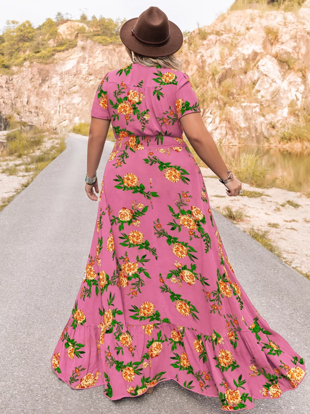 Plus Size Floral V-Neck Short Sleeve Maxi Dress, image 3