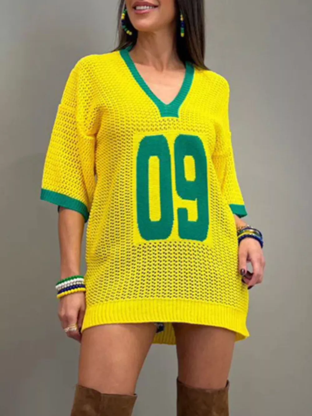 World Cup V-Neck Oversize Sweater, image 2