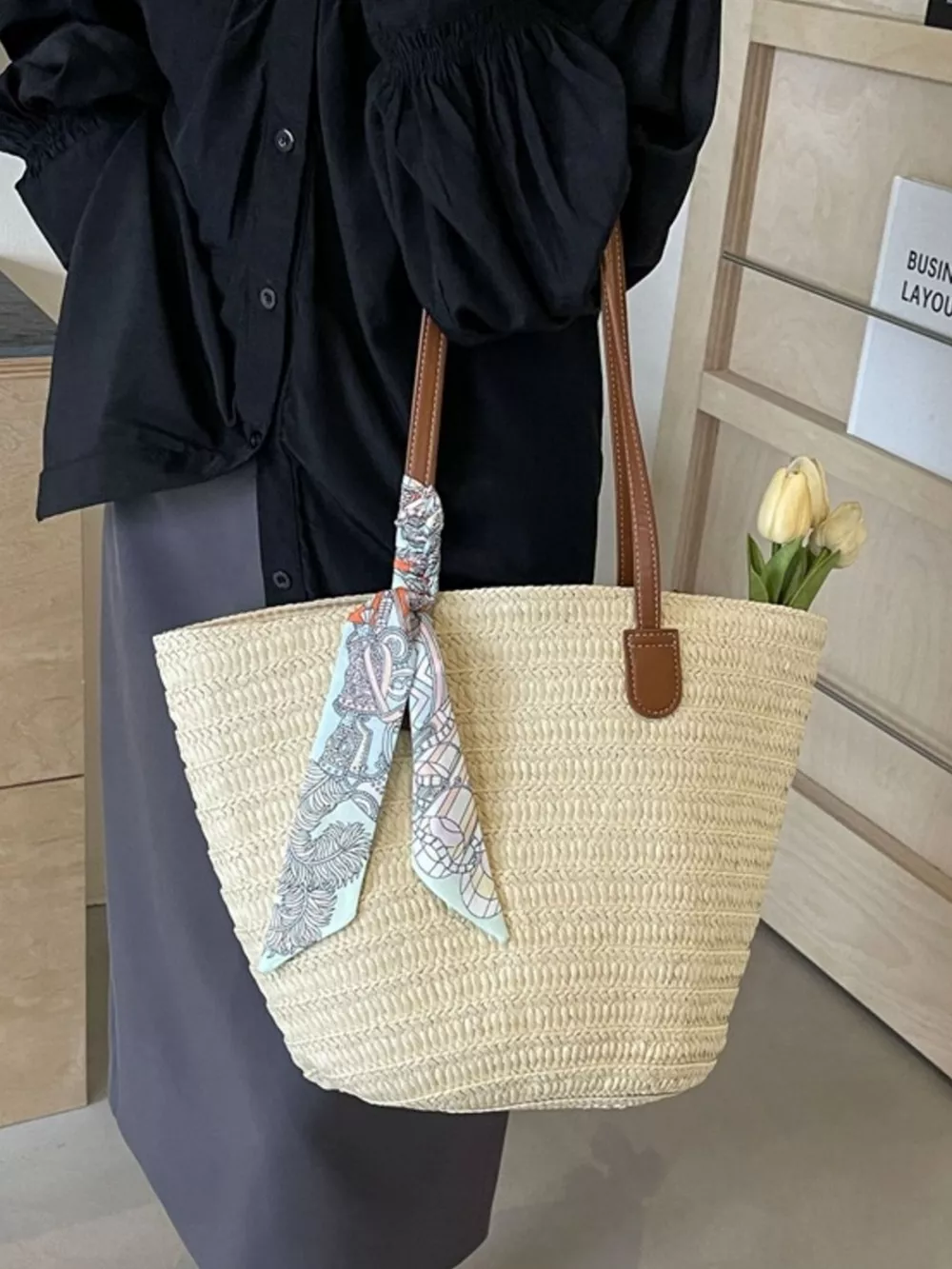 Woven Straw Shoulder Bag, image 4