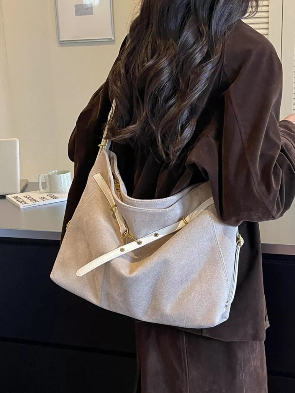 Adjustable Buckle Detail Shoulder Bag, image 8