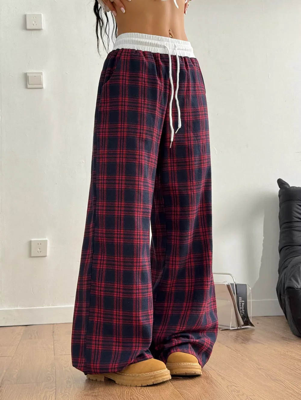 Plaid Wide-Leg Pants with Elastic Waistband, image 2