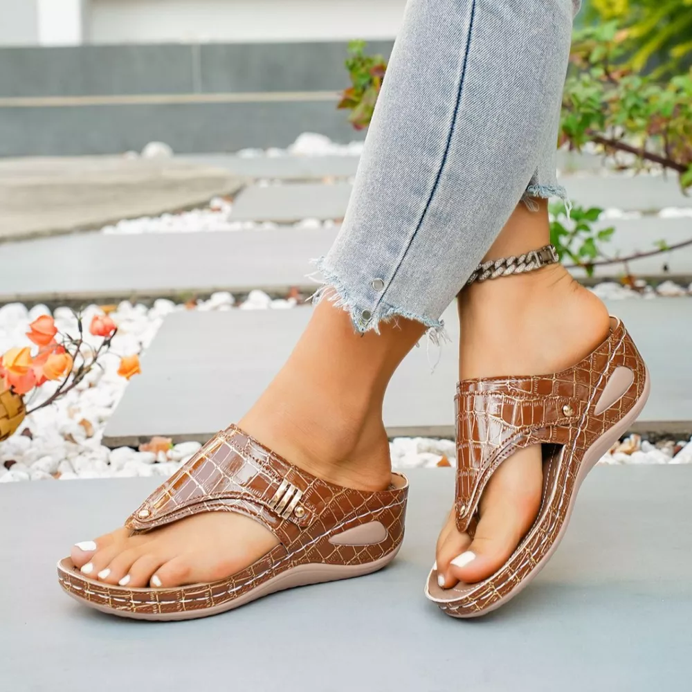 Toe Post Wedge Sandals, image 4