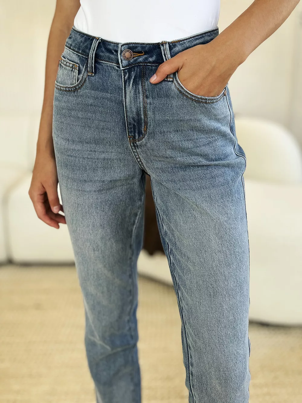 Full Size Mid Rise Rigid Magic Release Hem Jeans, image 3
