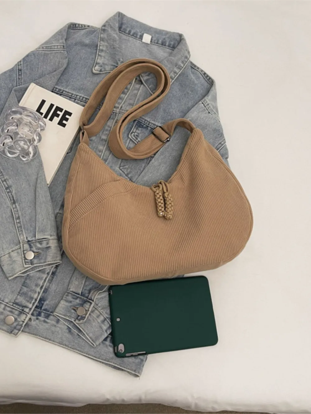Ribbed Adjustable Strap Shoulder Bag, image 17