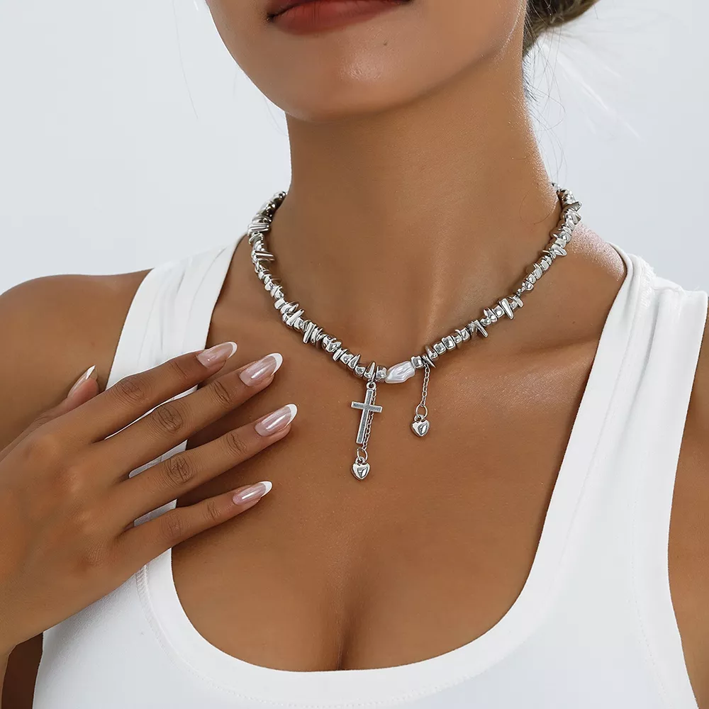 Chunky Chain Cross Pendant Necklace, image 2