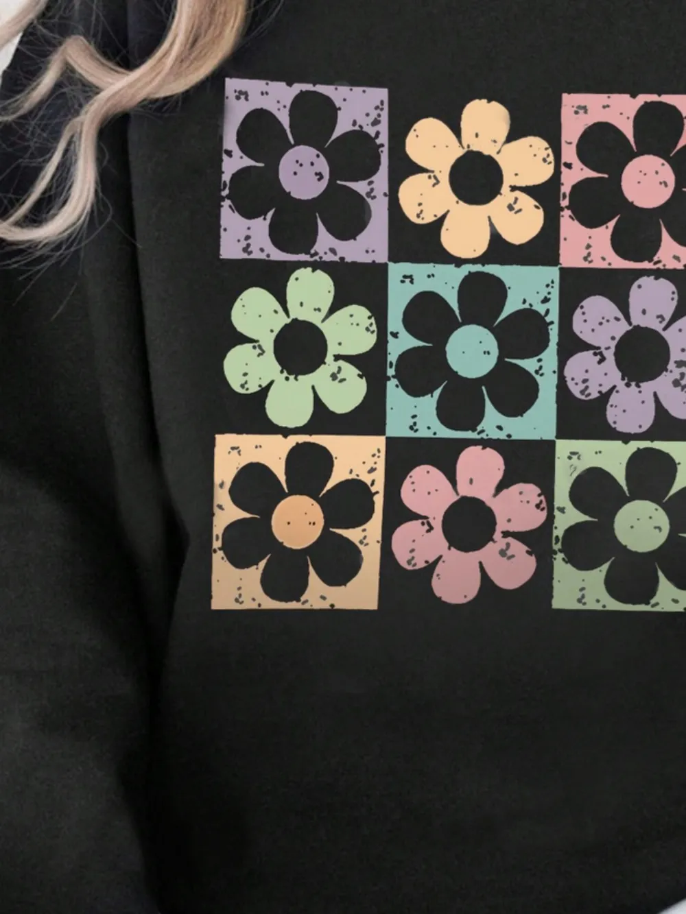 Flower Round Neck Long Sleeve Sweatshirt, image 3