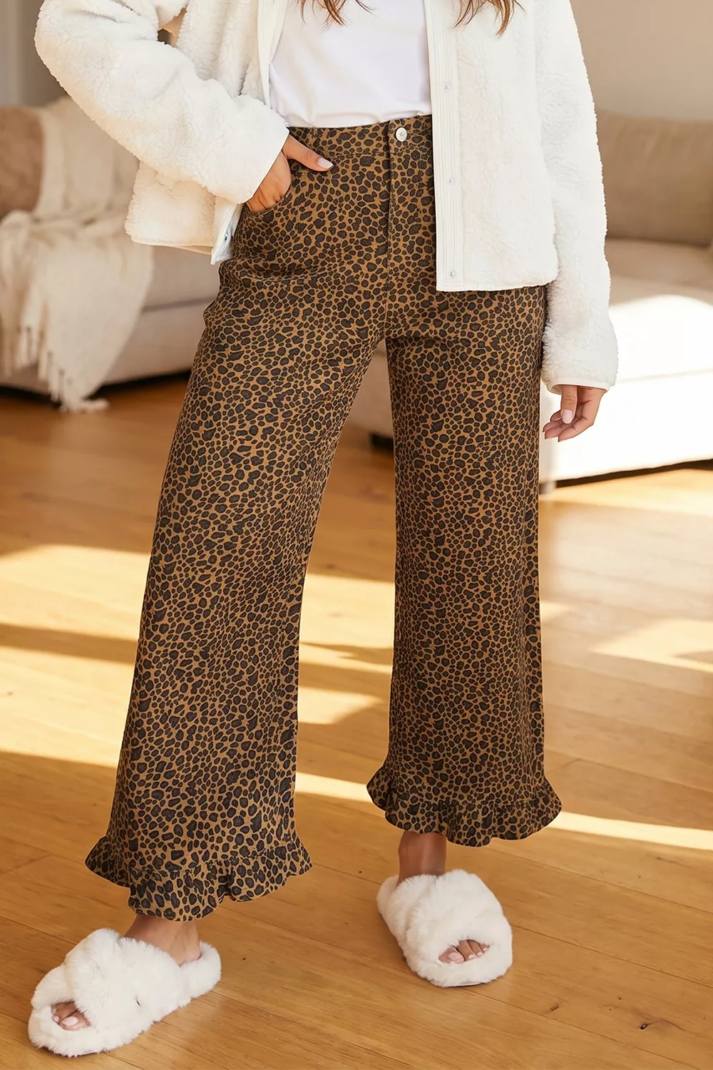 Leopard Print Ruffled Hem Shift Jeans, image 5