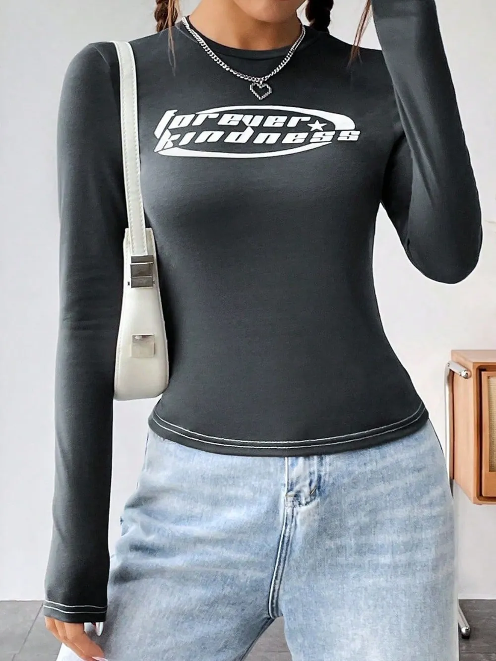 Letter Graphic Round Neck Long Sleeve T-Shirt, image 4