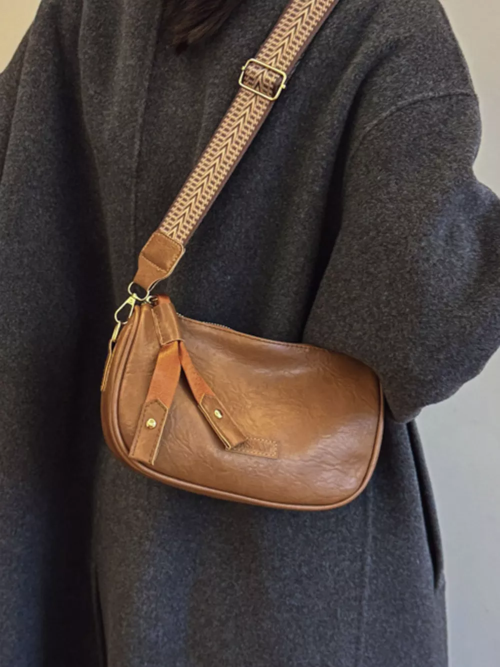 Retro Style Shoulder Crossbody Bag with Wide Strap, image 12