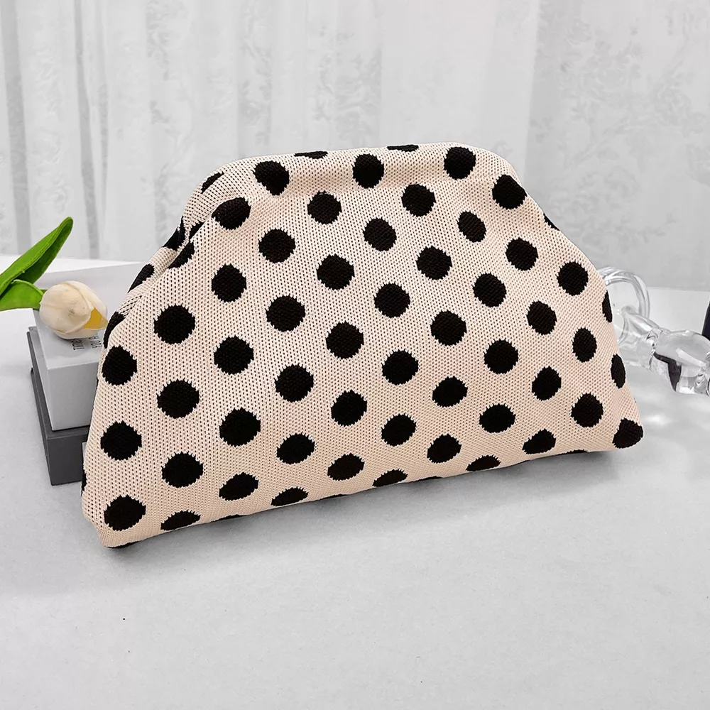 Portable Contrast Knit Clutch, image 14