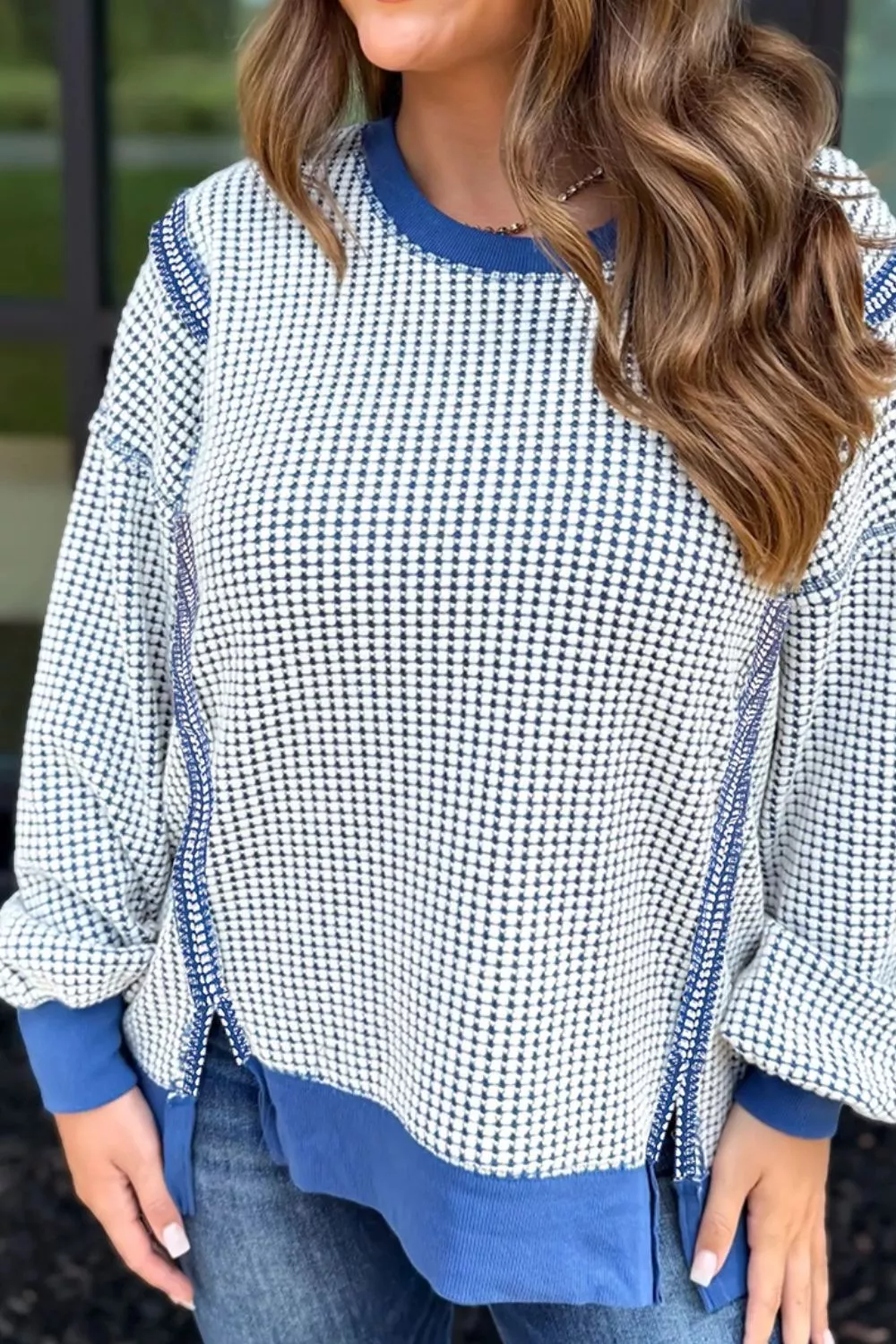Contrast Stitching Slit Round Neck Sweatshirt, image 2