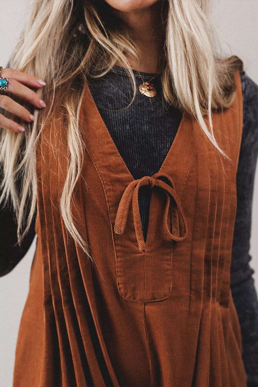 Solid Color Tie V Neck Sleeveless Corduroy Romper, image 7